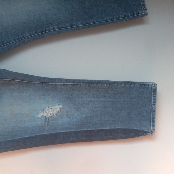 Madewell High Rise Slim BoyJean In Two Tone, Slightly Distressed - Picture 3 of 12